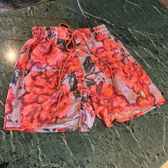 NEW Free People Movement ~ The Switchback Floral Shorts ~ size small - Picture 4 of 13